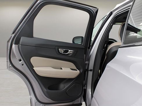 New 2026 Volvo XC60 B5 Plus w/ Protection Package Premier image 30