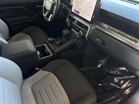 Used 2025 Toyota Tacoma TRD Sport w/ TRD Sport Upgrade Package AWD/4WD image 14