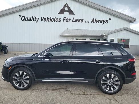 Used 2021 Lincoln Corsair Reserve w/ Equipment Group 201A image 24