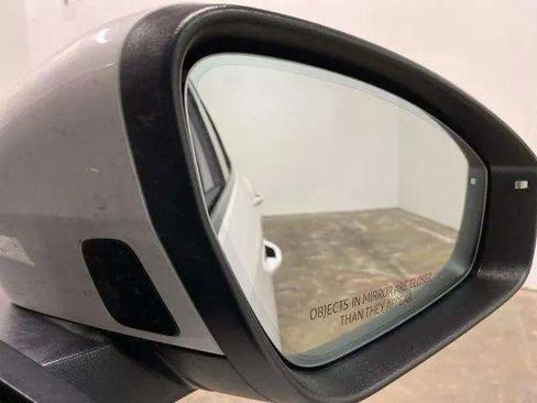 Used 2024 Audi Q4 e-tron Premium Plus w/ Premium Plus image 96