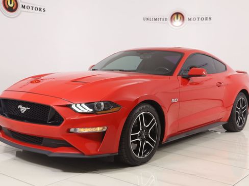 Used 2019 Ford Mustang GT RWD image 5