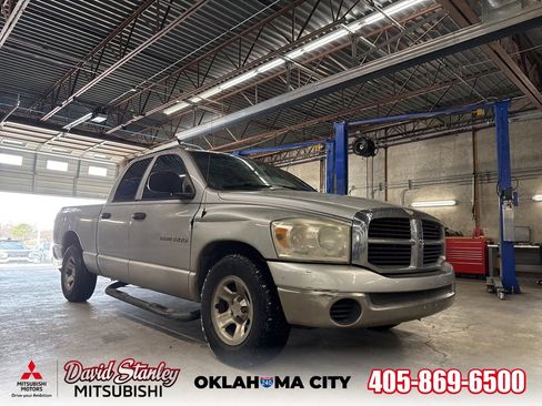Used 2007 Dodge Ram 1500 Truck SLT image 1