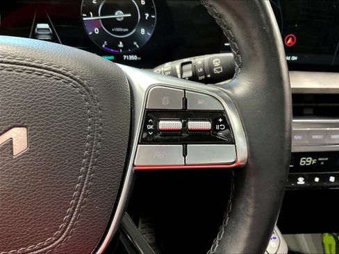 Used 2024 Kia Telluride SX X-Line AWD/4WD image 12