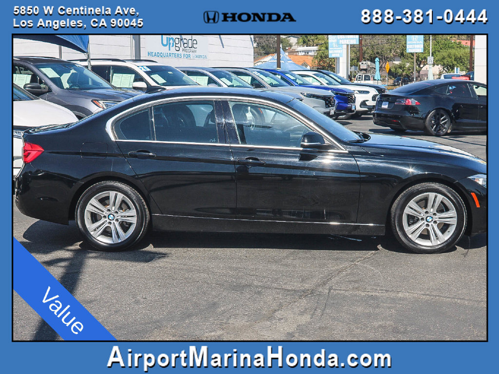 Used 2017 BMW 330i Sedan RWD image 2