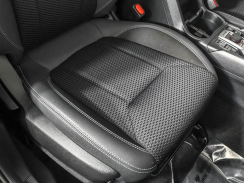 Used 2022 Subaru Forester Premium image 47