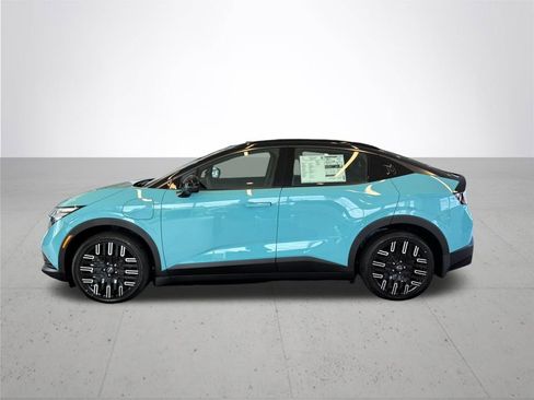 New 2026 Nissan Leaf Platinum+ w/ Cargo Package (Platinum+) FWD image 11