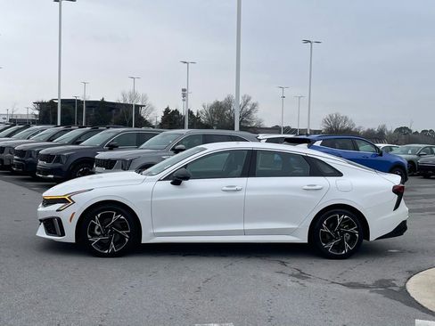Certified 2025 Kia K5 GT-Line image 4