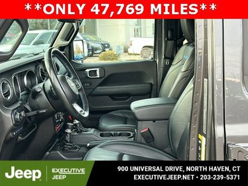 Used 2022 Jeep Wrangler Unlimited Rubicon 4xe w/ Cold Weather Group image 10