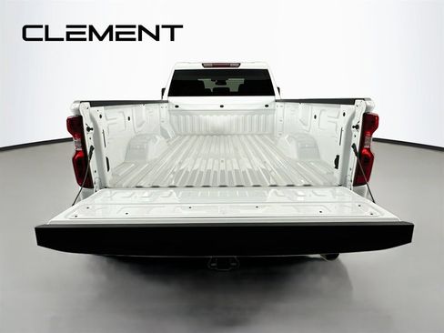 Used 2024 Chevrolet Silverado 2500 Custom w/ Custom Value Package AWD/4WD image 11