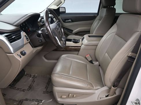 Used 2020 GMC Yukon SLT RWD image 15
