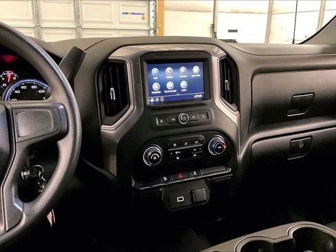 Used 2020 Chevrolet Silverado 1500 Custom Trail Boss image 6