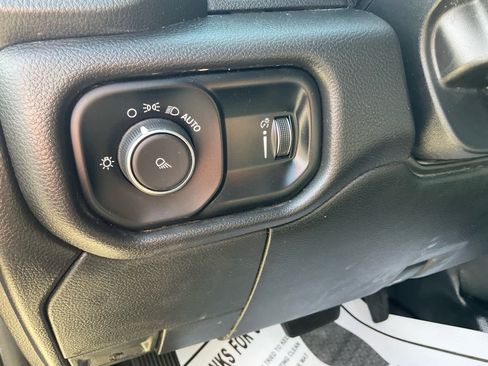 Used 2022 RAM 2500 Tradesman AWD/4WD image 15