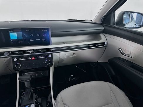 Used 2025 Hyundai Tucson SEL AWD/4WD image 30