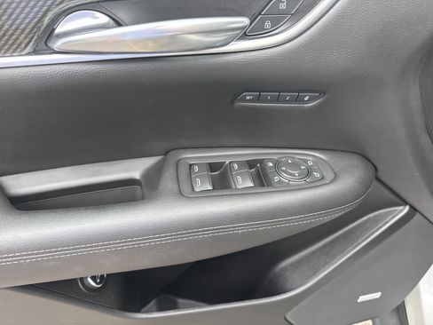 Used 2020 Cadillac XT5 Sportv AWD/4WD image 17