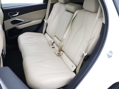 Used 2024 Acura RDX SH-AWD image 10