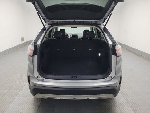 Used 2023 Ford Edge SEL image 29