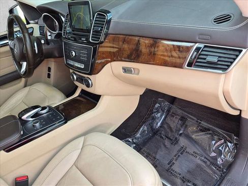 Used 2018 Mercedes-Benz GLS 450 4MATIC image 22