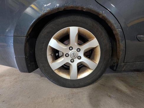 Used 2009 Nissan Altima 2.5 SL w/ SL Pkg FWD image 16