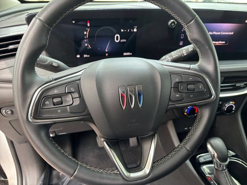 Used 2025 Buick Encore GX Preferred FWD image 27