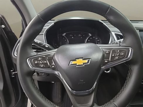 Used 2024 Chevrolet Equinox LT w/ Driver Convenience Package AWD/4WD image 31