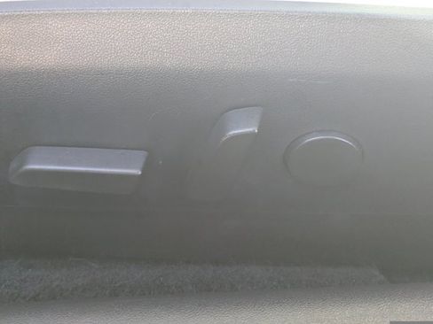 Used 2020 Tesla Model 3 Standard Range Plus image 17