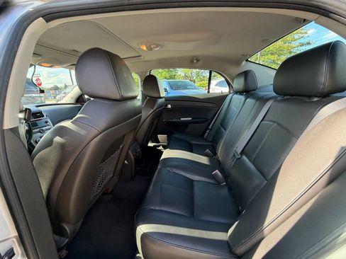 Used 2011 Chevrolet Malibu LTZ FWD image 15