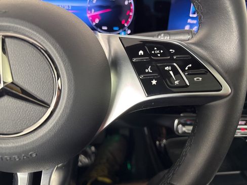 Certified 2025 Mercedes-Benz CLA 250 4MATIC image 32