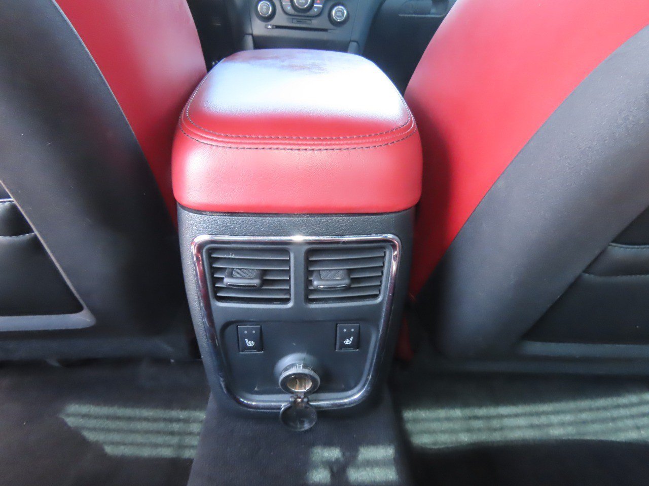 Used 2014 Dodge Charger SXT Plus RWD image 20