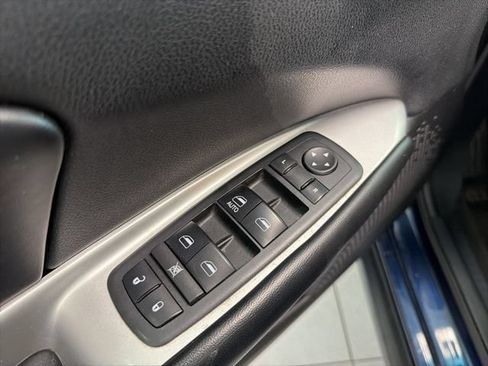 Used 2017 Dodge Journey SE FWD image 11