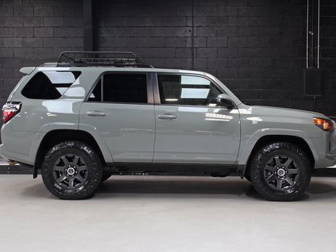 Used 2022 Toyota 4Runner Trail Special Edition AWD/4WD image 19