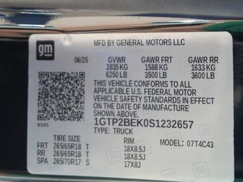 New 2025 GMC Canyon Elevation w/ Convenience Package image 35