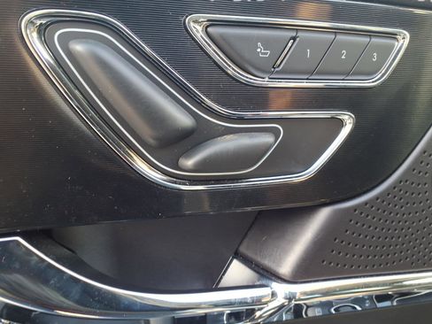 Used 2025 Lincoln Corsair AWD w/ Equipment Group 101A image 16