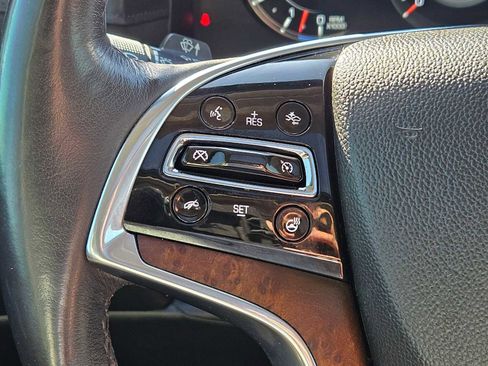Used 2020 Cadillac Escalade Luxury image 25
