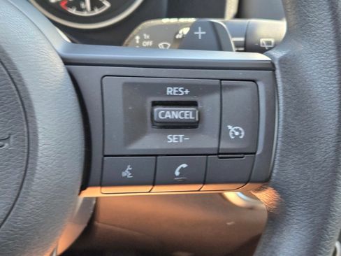 Used 2023 Nissan Rogue S AWD/4WD image 31