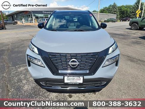 Certified 2023 Nissan Rogue SV w/ SV Premium B Package AWD/4WD image 3