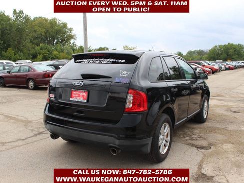 Used 2011 Ford Edge SE image 4