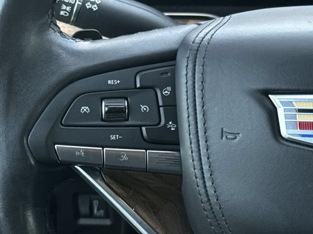 Used 2022 Cadillac Escalade Premium Luxury Platinum w/ Heavy-Duty Trailer Package AWD/4WD image 16