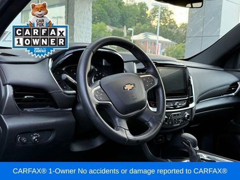 Used 2023 Chevrolet Traverse LT AWD/4WD image 2