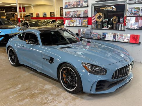 Used 2019 Mercedes-Benz AMG GT R image 4