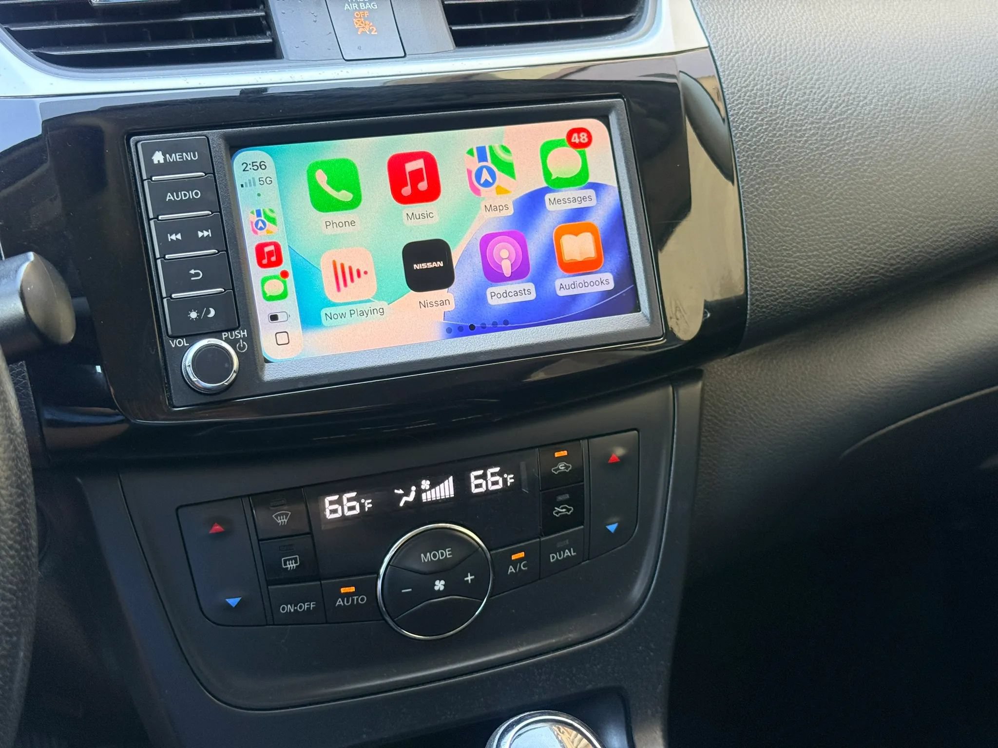 Used 2019 Nissan Sentra SV FWD image 3