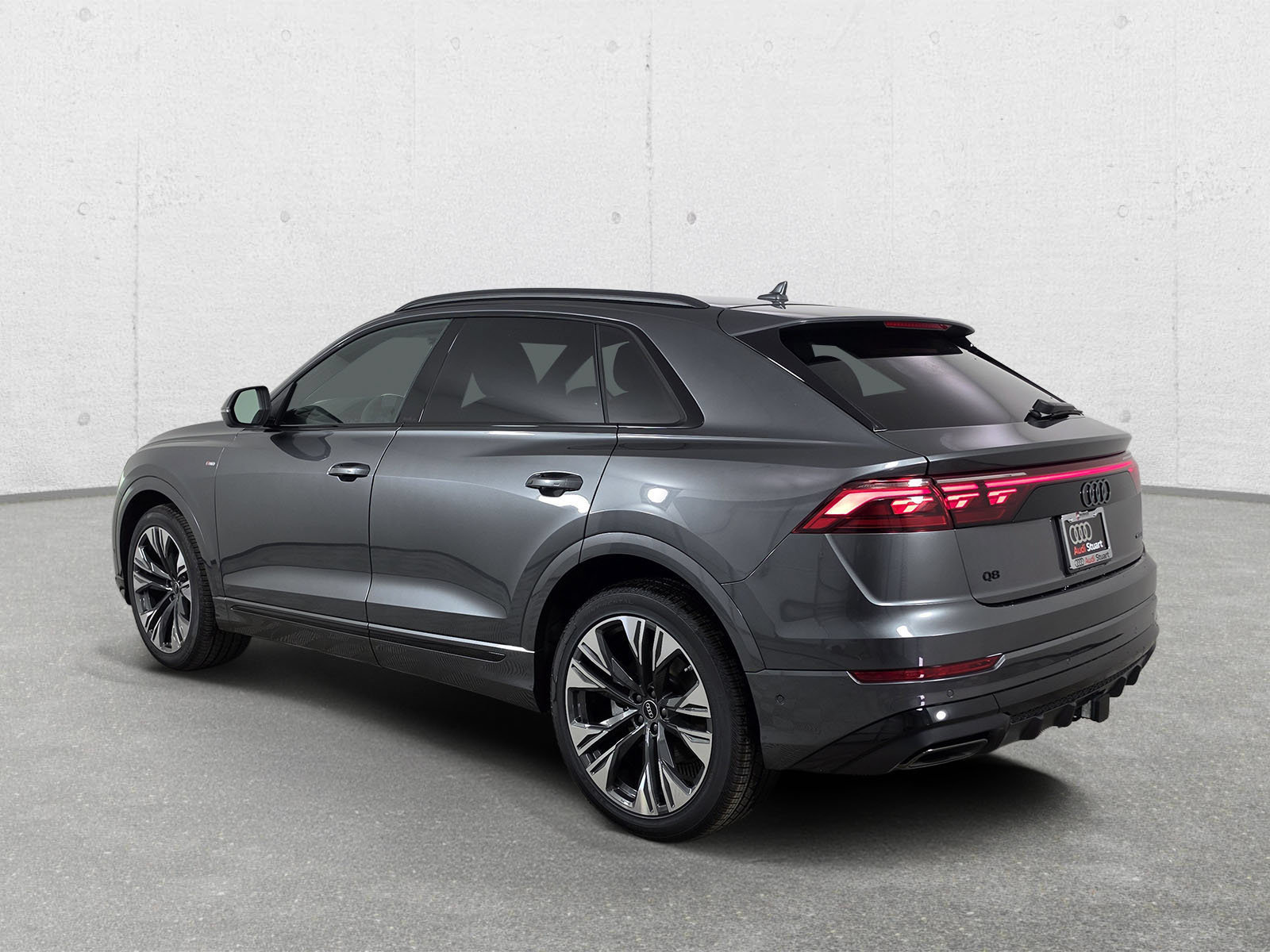 New 2027 Audi Q8 Prestige AWD/4WD image 4
