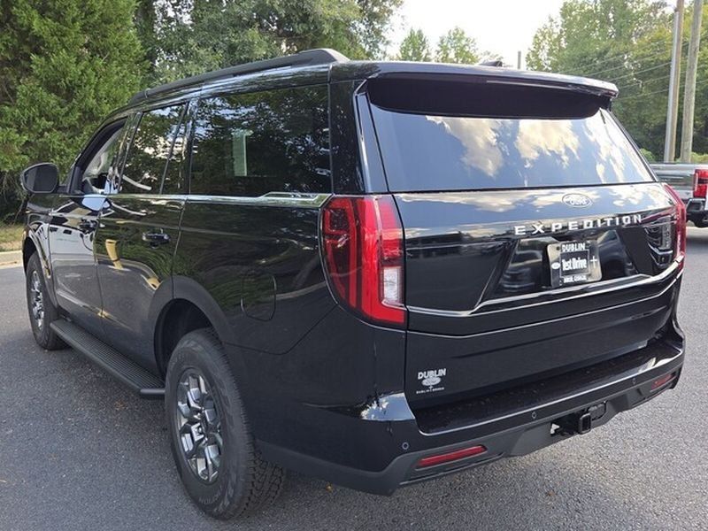 New 2027 Ford Expedition Active RWD image 14