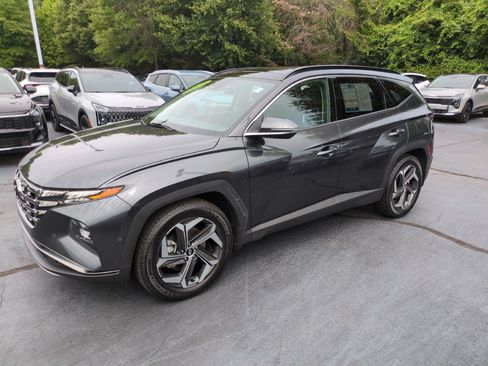 Used 2022 Hyundai Tucson Limited FWD image 3