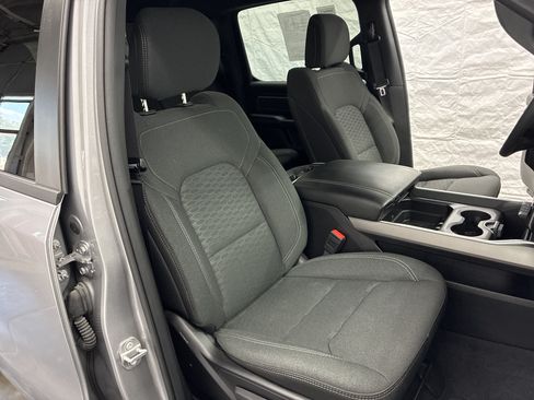 Certified 2025 RAM 1500 Big Horn AWD/4WD image 18