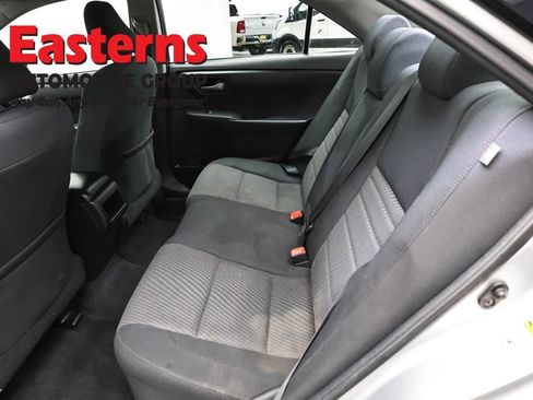 Used 2017 Toyota Camry LE FWD image 20