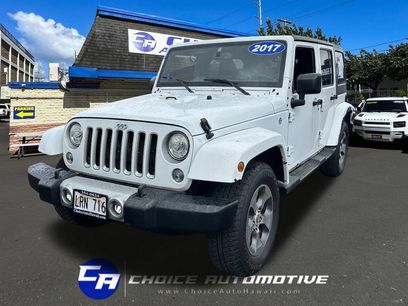 Used 2017 Jeep Wrangler Unlimited Sahara w/ Connectivity Group