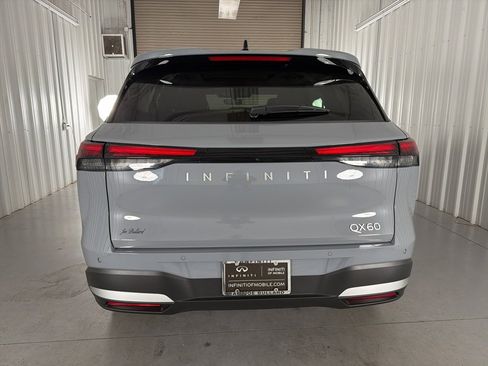 New 2026 INFINITI QX60 Luxe image 7