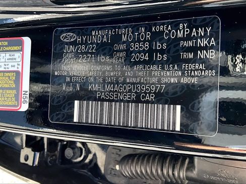 Used 2023 Hyundai Elantra SEL image 31