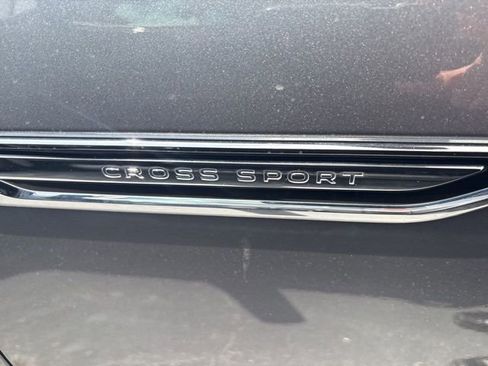 Used 2023 Volkswagen Atlas Cross Sport SE w/ Black Wheel Package FWD image 11