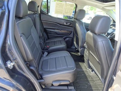 Used 2020 GMC Acadia Denali w/ Technology Package FWD image 19